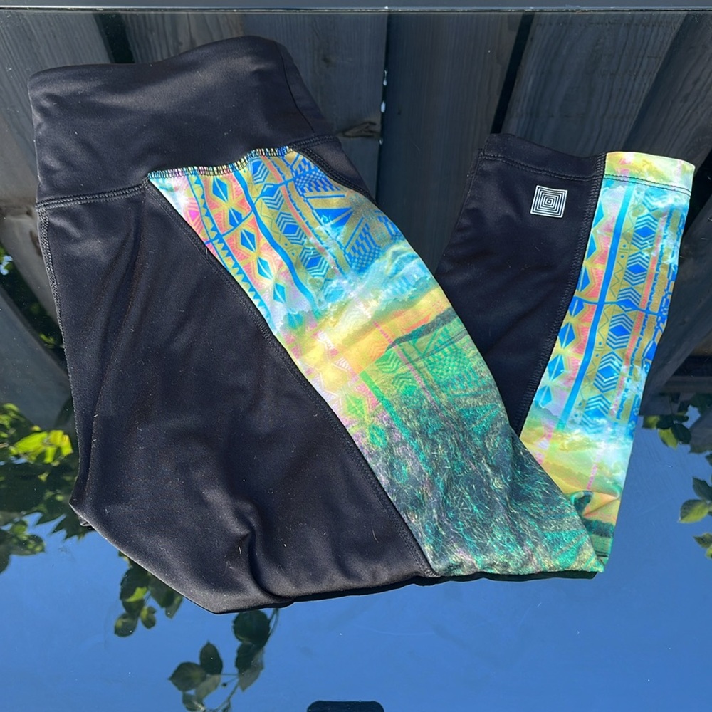 Athletic leggings